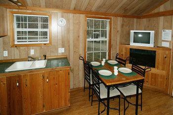 Arrowhead Resort Campground Plainville Exterior photo